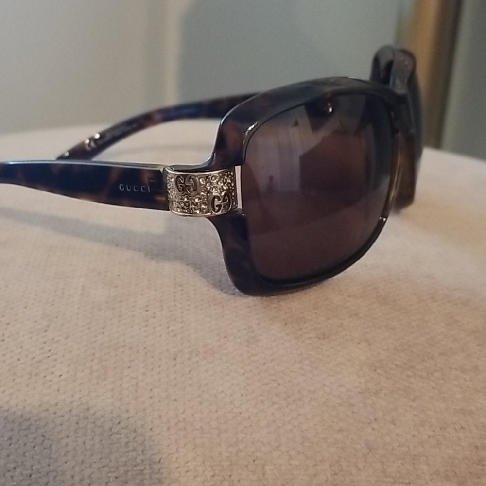 Authentic Gucci sunglasses